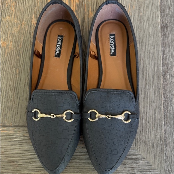 Kensie Shoes - Kensie Black Textured Gabrielle Loafers w/ Gold Detail, Size 8, New Without Tags